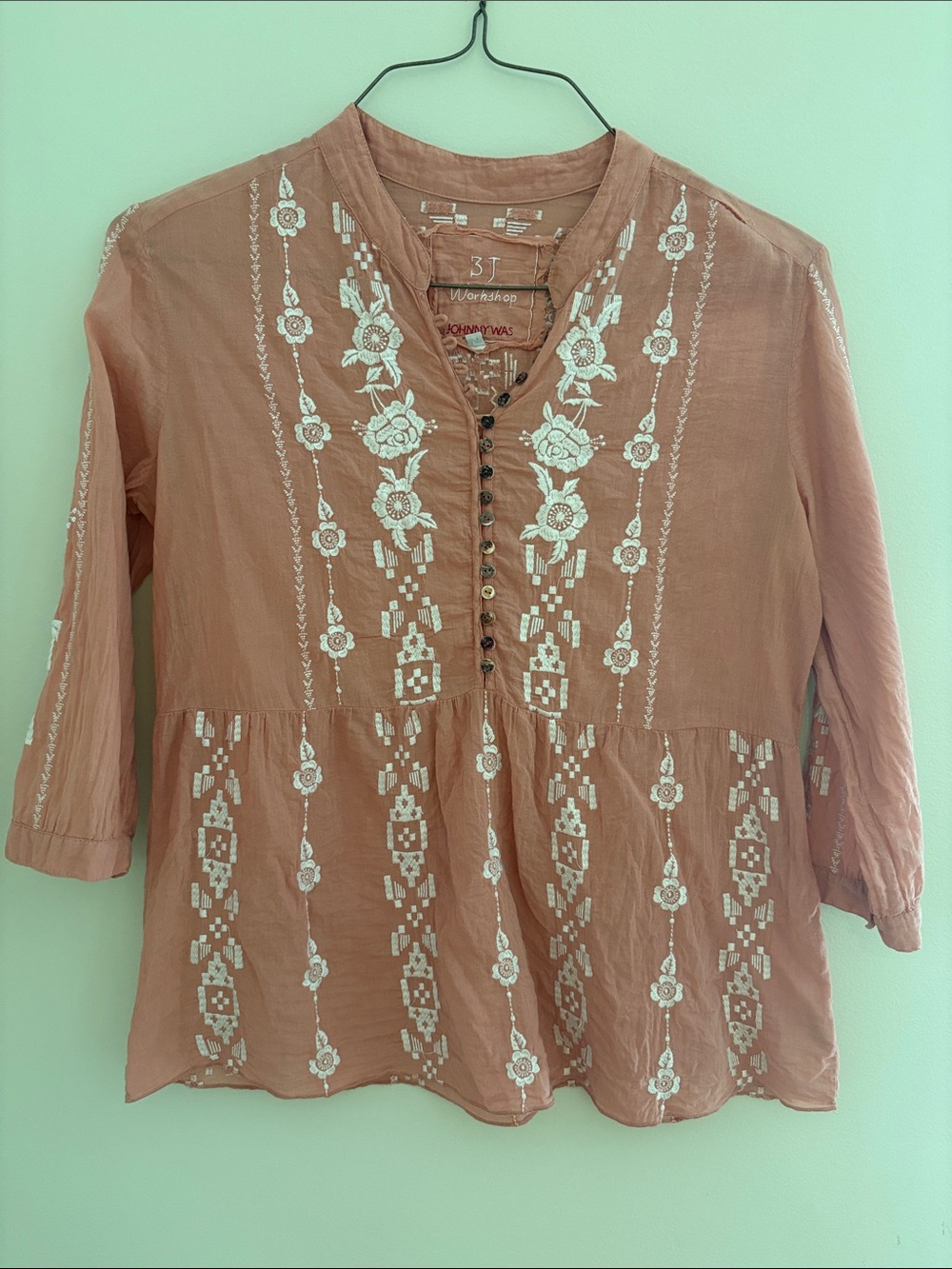 3J Workshop JOHNNY WAS Embroidered Pink Western Peasant Button Blouse size S
